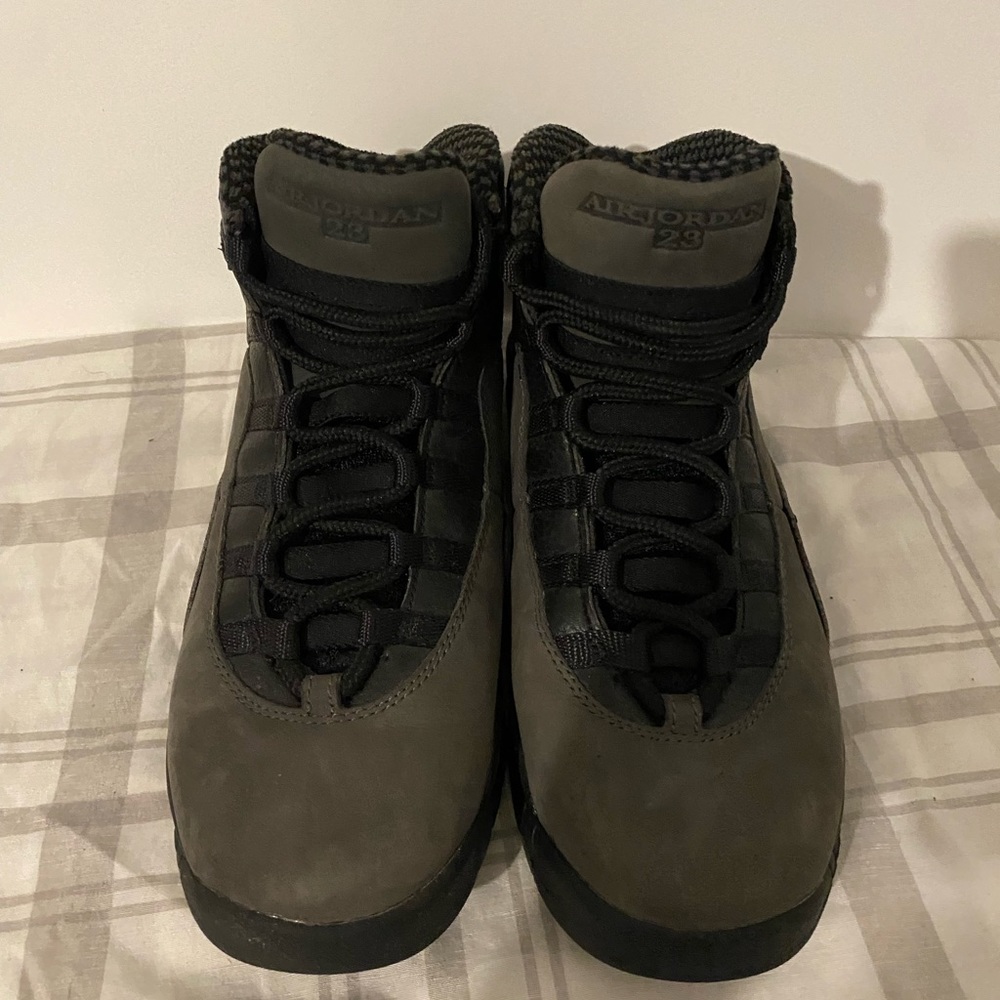 Rare shoe